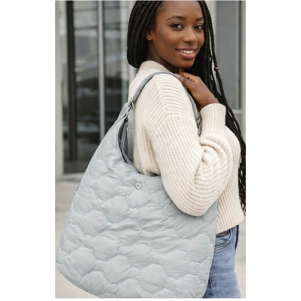 Lululemon Quilty Pleasures Shoulder Bag Pastel Cyan Blue Quilted Bag LW9FXQS NWT